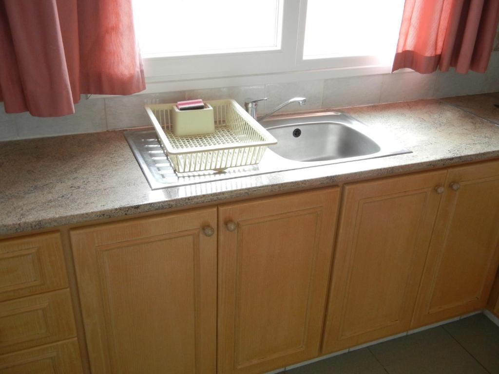Tsialis Hotel Apartments Larnaca Luaran gambar